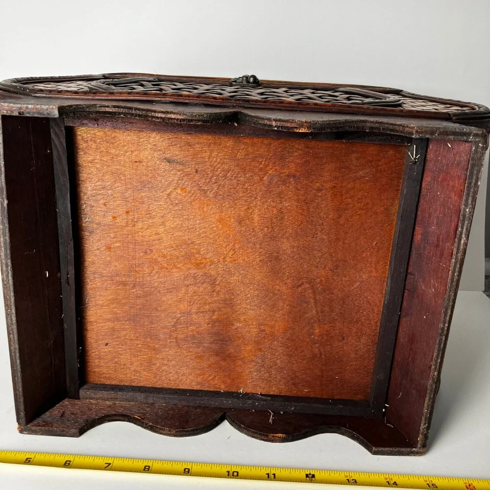 Vintage Woven Wicker Rattan Wood Storage Trunk Chest Brown Boho Decorative Box